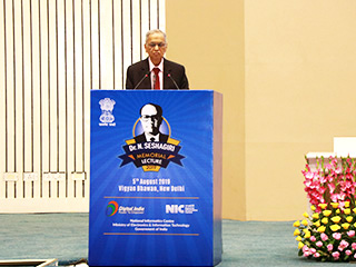 Lecture by Sh. Narayana Murthy, Founder Infosys Ltd. - DSML 2019